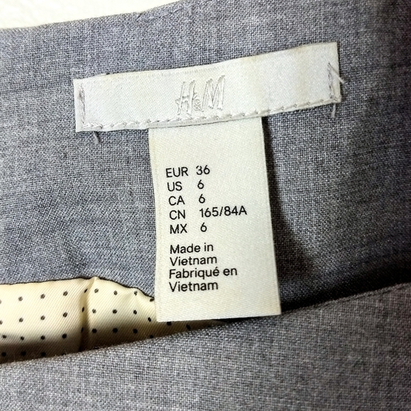 H&M Professional Grey Body Con Dress - Picture 2 of 3